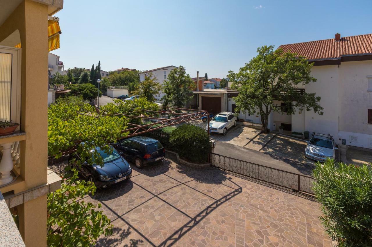 Apartman Laura Selce Exterior foto