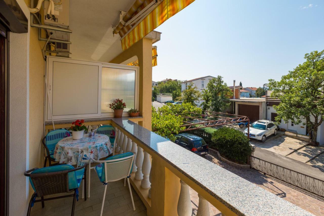 Apartman Laura Selce Exterior foto